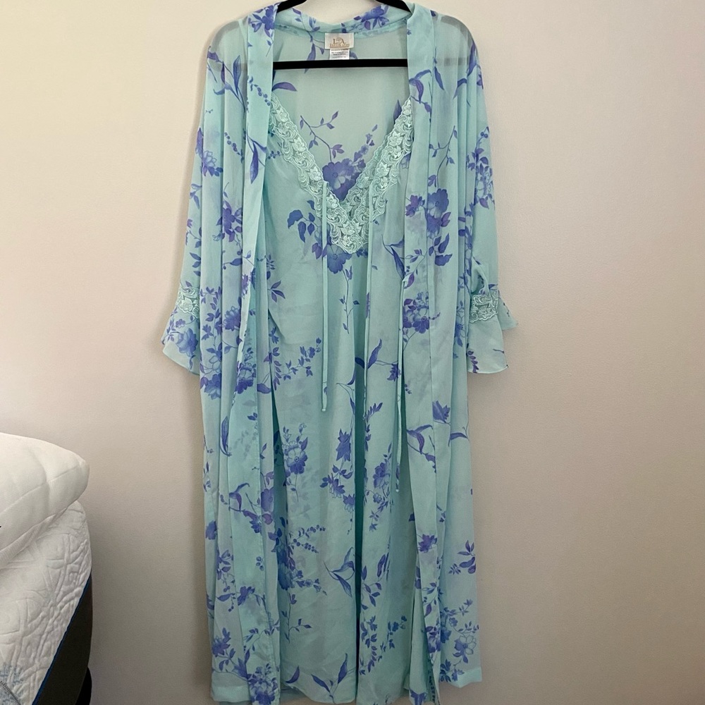 LA Intimates Vintage Robe Set-Light Blue Foral-